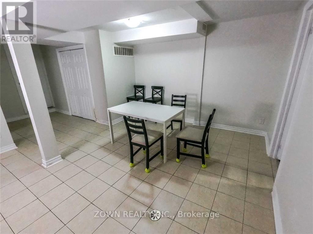 234 ROYWOOD DRIVE 3 Beds Home, Multifamily, Duplex for Rent - Photo gallery 4