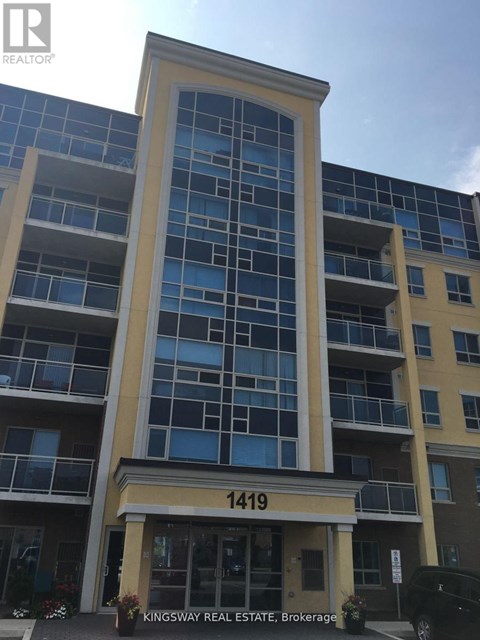 A building with the number 1419 on it.