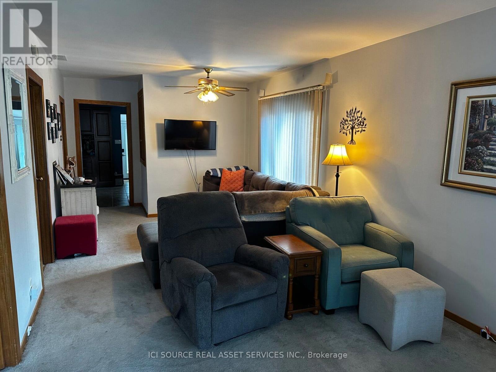 ROOM 1 - 1043 LENA AVENUE 1 House for Rent - Photo gallery 1