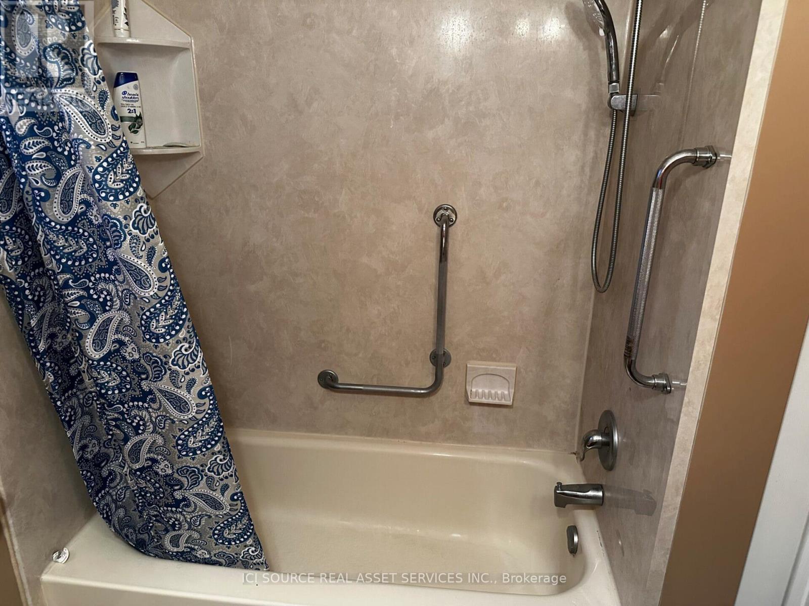 ROOM 1 - 1043 LENA AVENUE 1 House for Rent - Photo gallery 5