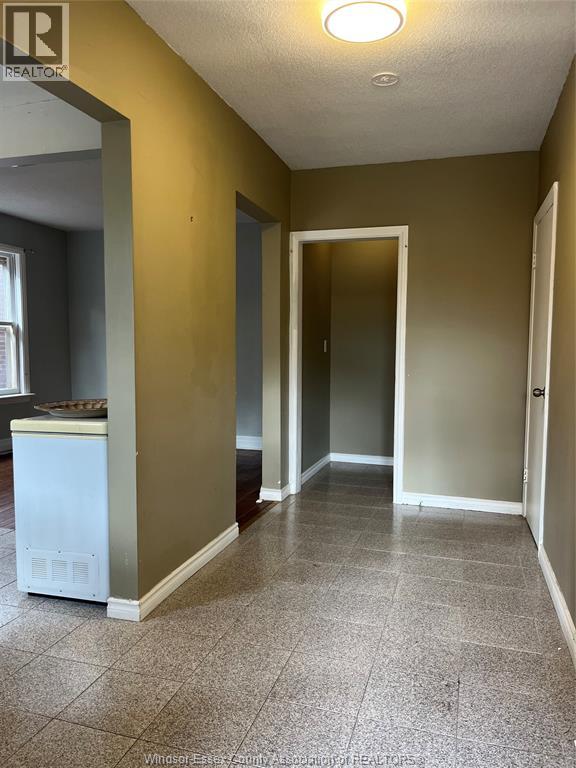 719 Erie STREET East 2 Beds Apartment, Home for Rent - Photo gallery 3