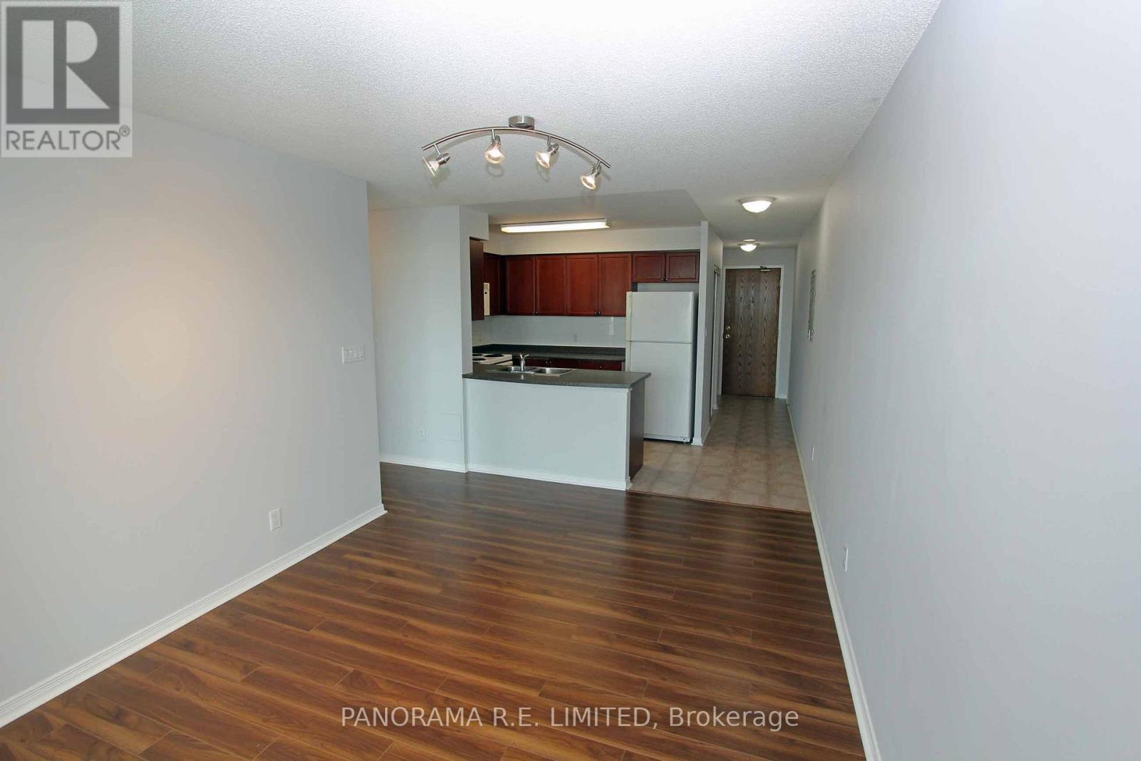 811 - 4879 KIMBERMOUNT AVENUE 1 Apartment, Condo, Home for Rent - Photo gallery 3