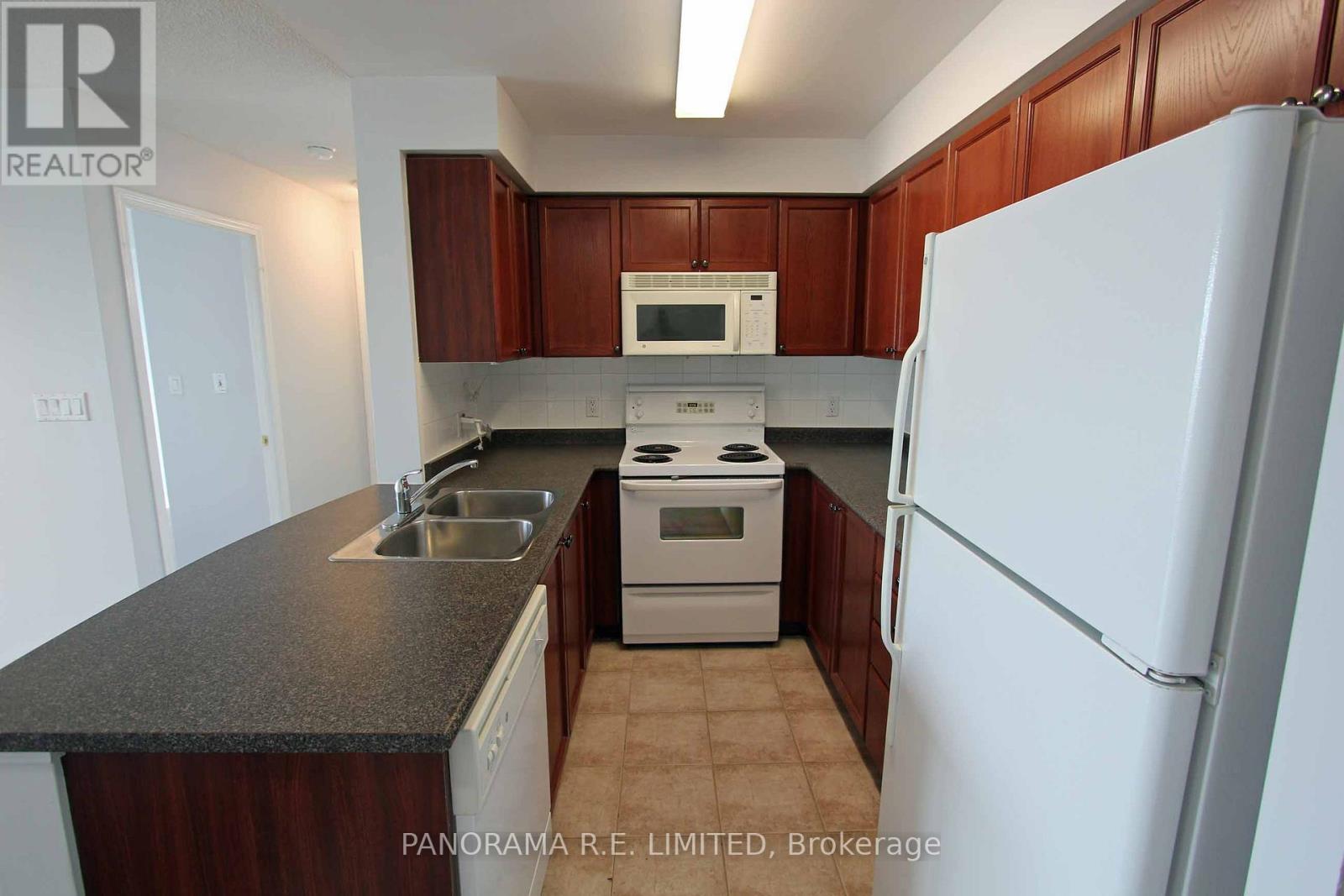 811 - 4879 KIMBERMOUNT AVENUE 1 Apartment, Condo, Home for Rent - Photo gallery 5