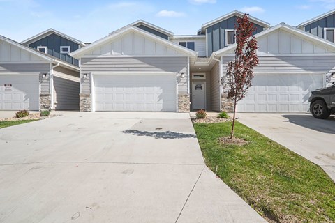 7004 East Brooks Edge Place 3 Beds Apartment for Rent