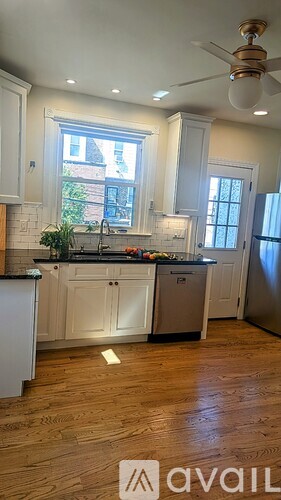 6243 Washington Avenue 4 Beds Single Family Home for Rent - Photo gallery 4