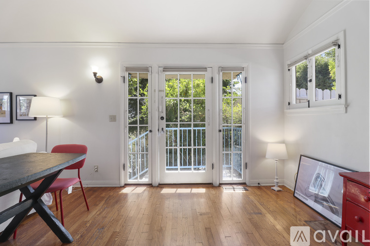 924 1/4 Maltman Ave 1 Single Family Home for Rent - Photo gallery 2