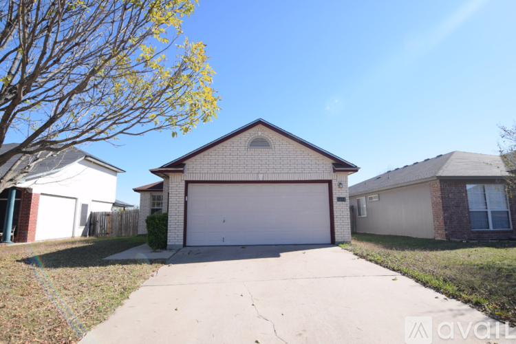1404 Fox Creek Dr 3 Beds Single Family Home for Rent - Photo gallery 1