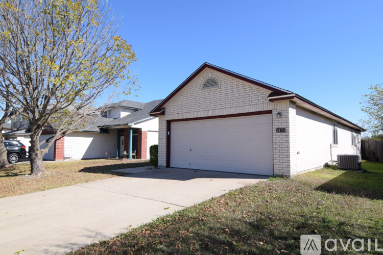 1404 Fox Creek Dr 3 Beds Single Family Home for Rent - Photo gallery 3