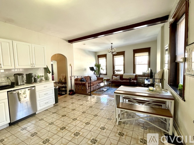 443 Hanover St 3 Beds Apartment for Rent - Photo gallery 2