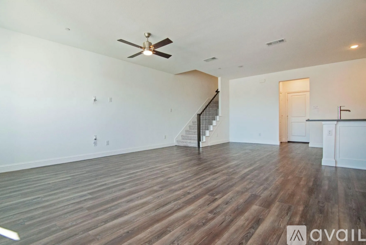 Teton Street 3 Beds Townhouse for Rent - Photo gallery 3