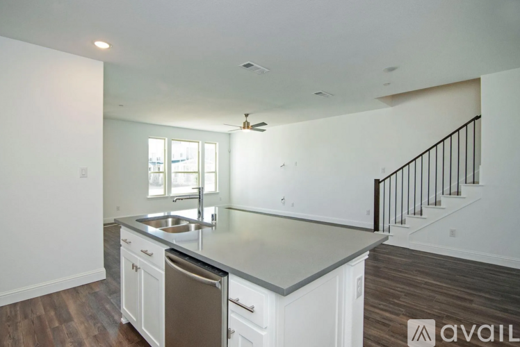 Teton Street 3 Beds Townhouse for Rent - Photo gallery 4