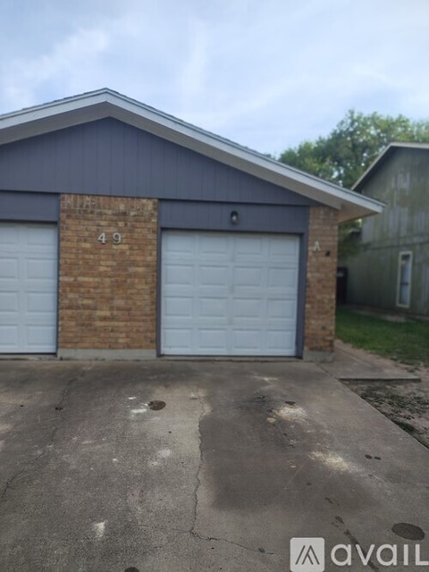 49 Glenbrook Drive 2 Beds Apartment for Rent