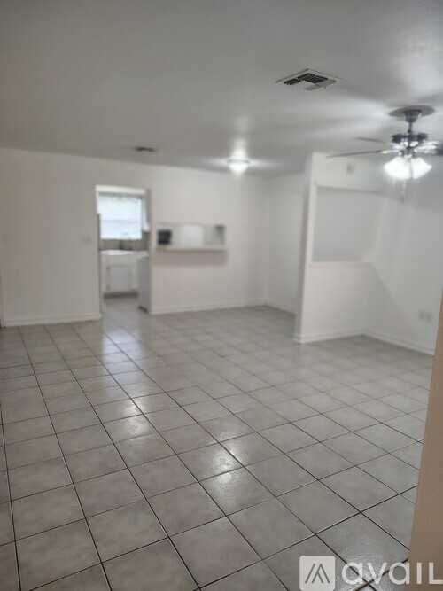 49 Glenbrook Drive 2 Beds Apartment for Rent - Photo gallery 3