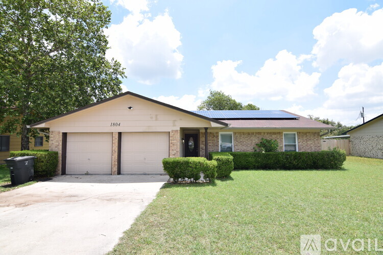 1804 Ruiz Dr 3 Beds Single Family Home for Rent - Photo gallery 1