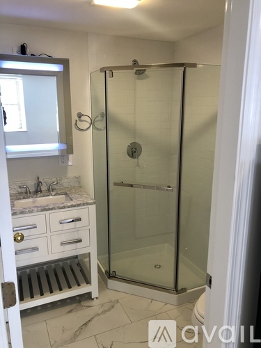 614 Massachusetts Ave Studio Apartment for Rent - Photo gallery 4