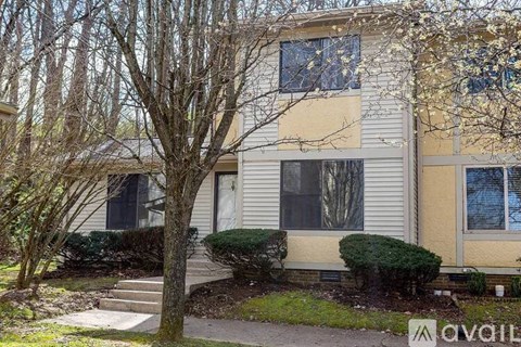 4958 Edmondson Pike 3 Beds Apartment for Rent