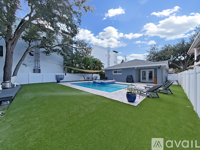 204 South Audubon Avenue 4 Beds Single Family Home for Rent - Photo gallery 3