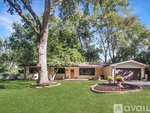 1623 Indian Hill Drive 3 Beds Apartment for Rent