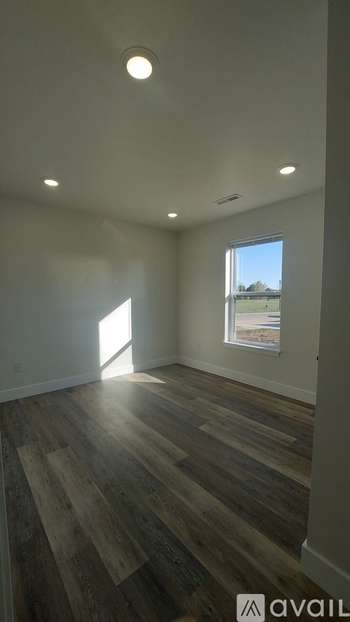 413 Eagle St 3 Beds Townhouse for Rent - Photo gallery 4