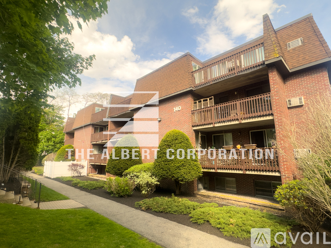 140 Kenrick St 2 Beds Condo for Rent - Photo gallery 1