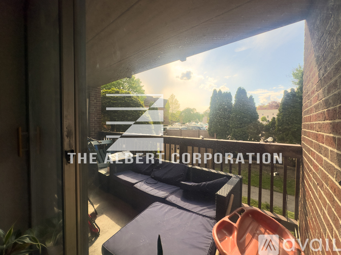 140 Kenrick St 2 Beds Condo for Rent - Photo gallery 4
