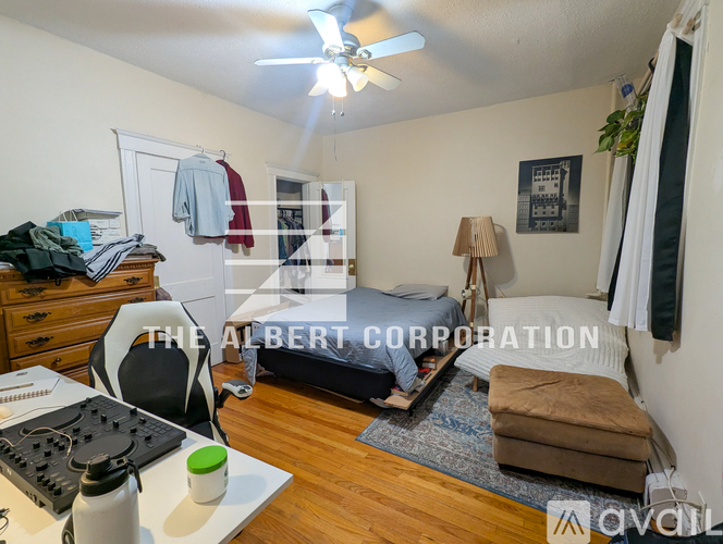242 S Huntington Ave 2 Beds Condo for Rent - Photo gallery 2