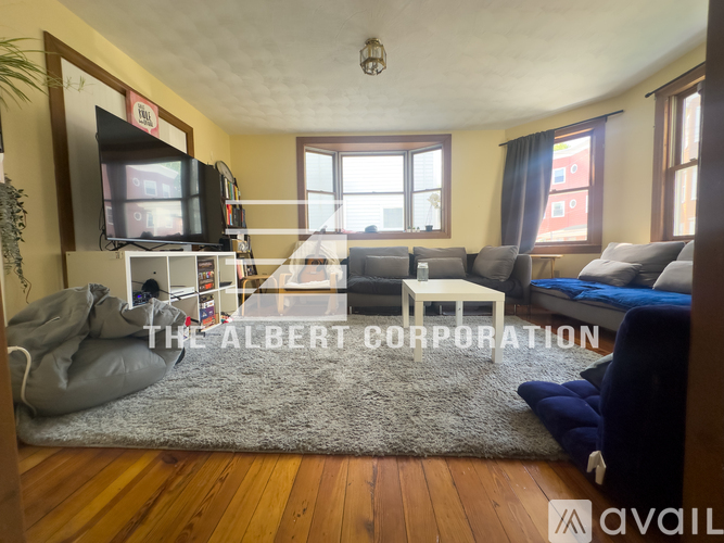 23 Speridakis Terrace 5 Beds Single Family Home for Rent - Photo gallery 1