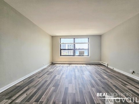 445 W Wellington Ave 1 Apartment for Rent