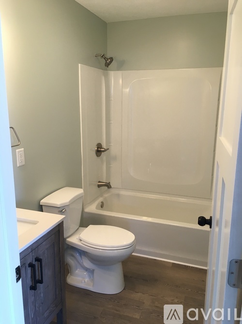 632 W Main St 2 Beds Apartment for Rent - Photo gallery 4