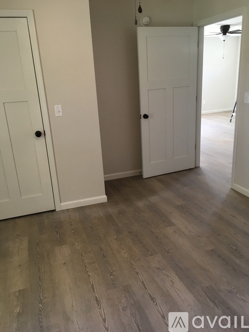 632 W Main St 2 Beds Apartment for Rent - Photo gallery 5
