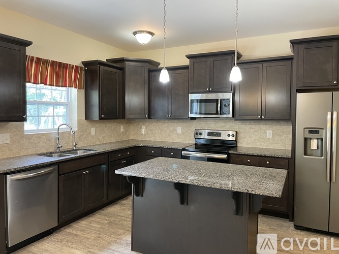 16093 River Ridge Trail 5 Beds Single Family Home for Rent - Photo gallery 2