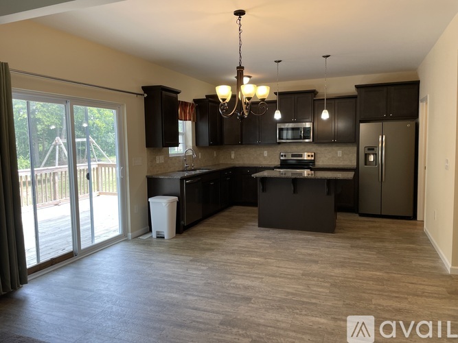 16093 River Ridge Trail 5 Beds Single Family Home for Rent - Photo gallery 3