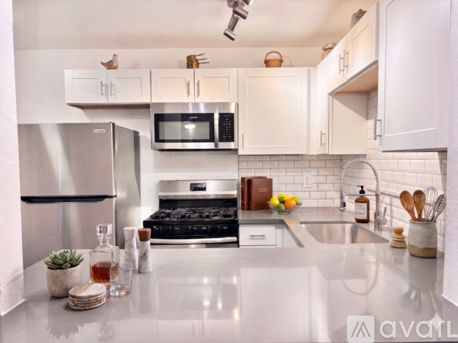 137 E Coronado Rd 2 Beds Apartment for Rent - Photo gallery 4