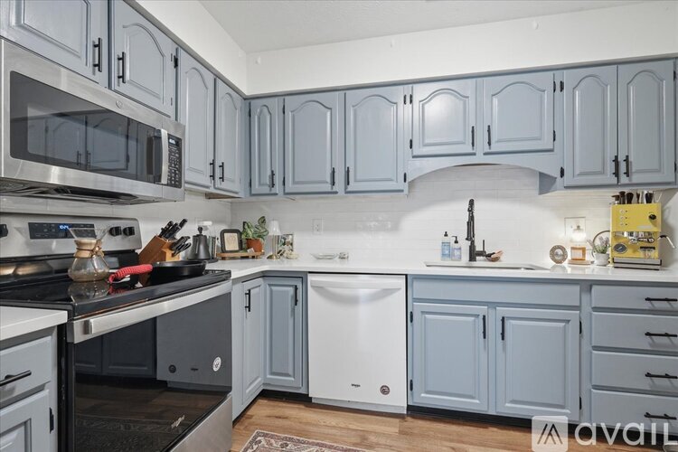 8611 Old Carriage Ct 3 Beds Townhouse for Rent - Photo gallery 4