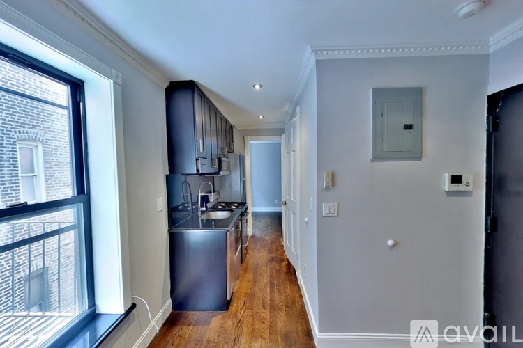 314 East 106th St 2 Beds Apartment for Rent - Photo gallery 4