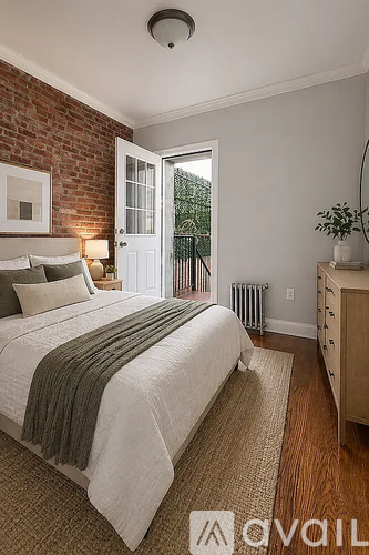 338 East 100th St 4 Beds Apartment for Rent - Photo gallery 1