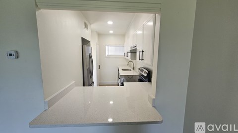 3838 Pontchartrain Dr 2 Beds Apartment for Rent