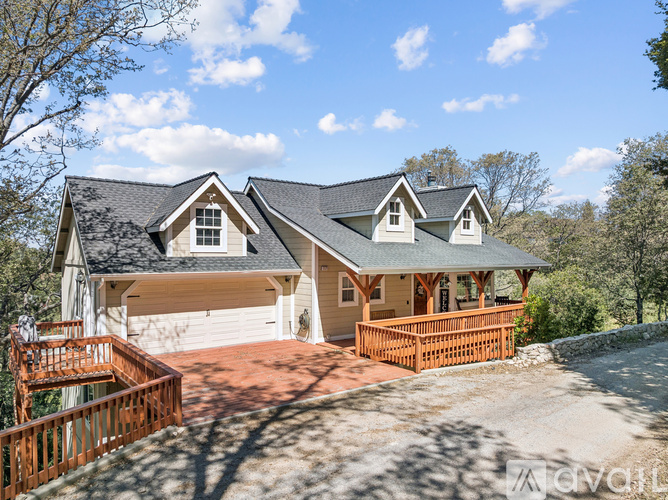 1171 Yukon Dr 4 Beds Single Family Home for Rent - Photo gallery 1