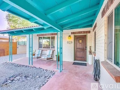 3033 N Cherry Ave 2 Beds Apartment for Rent