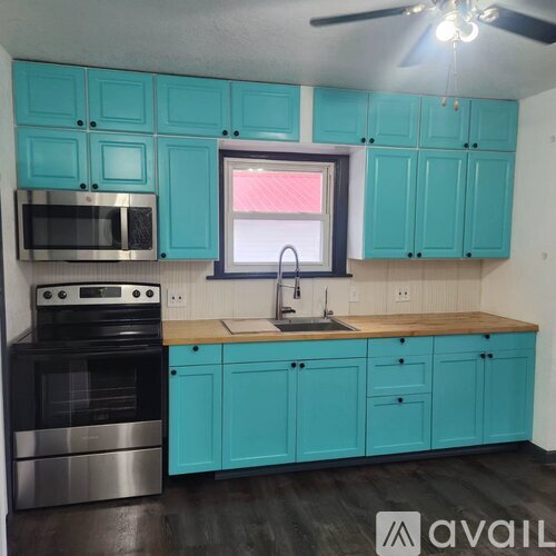 12325 La Fontaine Drive 4 Beds Single Family Home for Rent - Photo gallery 4