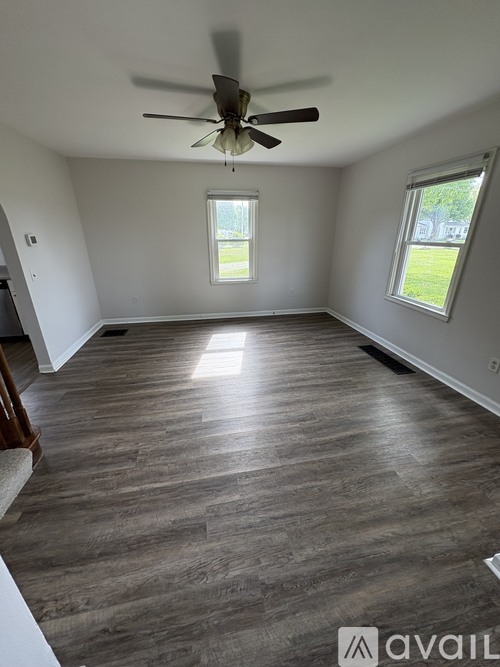 6445 US-40 3 Beds Single Family Home for Rent - Photo gallery 4