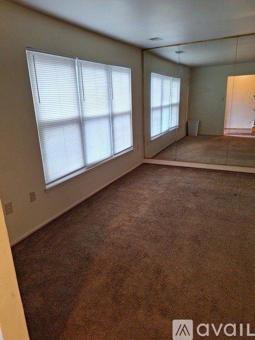 7705 Swan Terrace 3 Beds Townhouse for Rent - Photo gallery 2