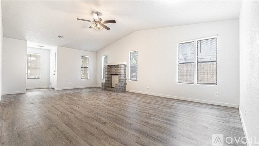 1012 N Turtle Creek Dr 2 Beds Single Family Home for Rent - Photo gallery 3