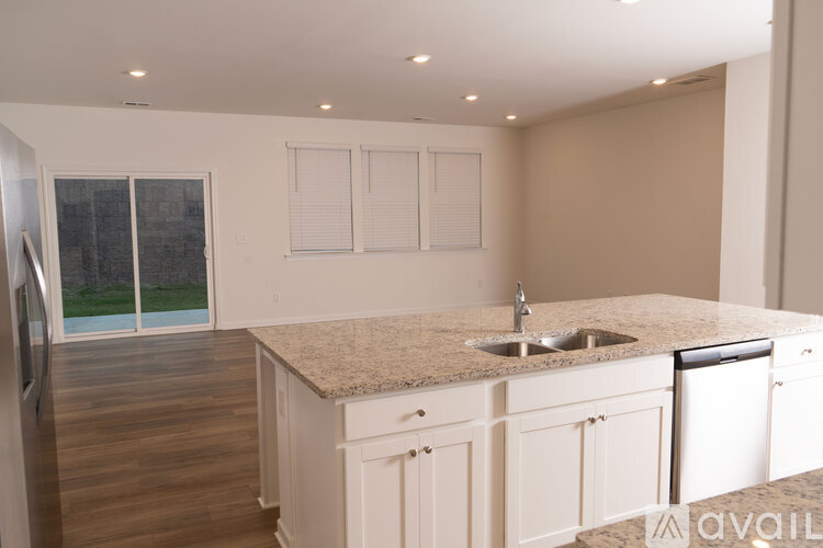 168 Vision Street 3 Beds Single Family Home for Rent - Photo gallery 3