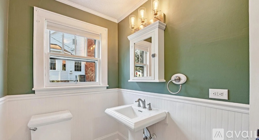79 Fryling Avenue Southwest 3 Beds Single Family Home for Rent - Photo gallery 5