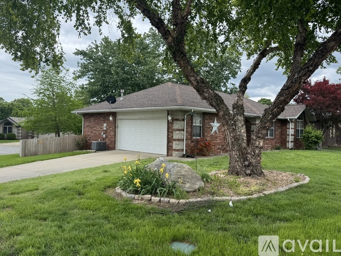 608 Cypress Ave 3 Beds Single Family Home for Rent - Photo gallery 2