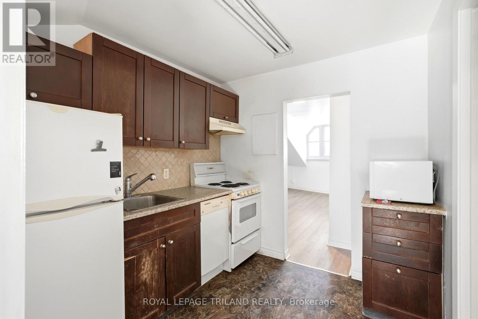 2 - 525 RICHMOND STREET 2 Beds Home, Multifamily for Rent - Photo gallery 3