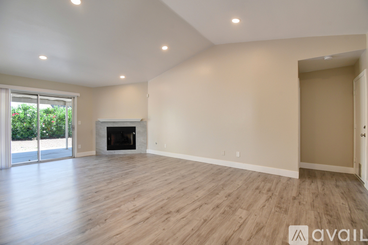 6420 Jean Lee Dr 3 Beds Apartment for Rent - Photo gallery 4