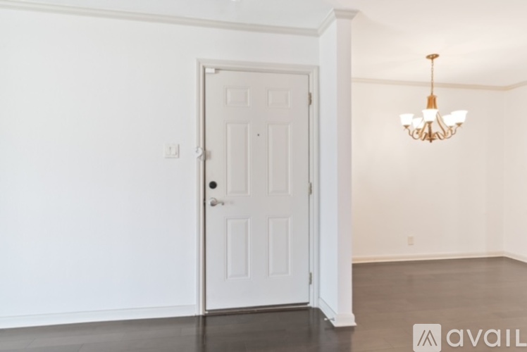 100 Lorenz Road 2 Beds Condo for Rent - Photo gallery 2
