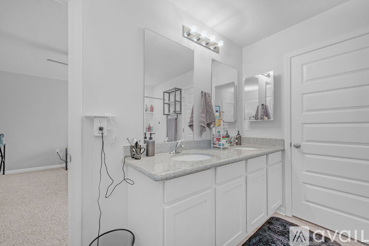 8686 Pathstone Boulevard 5 Beds Single Family Home for Rent - Photo gallery 5